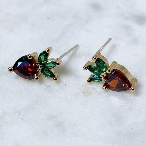 Zoe Petite Strawberry Stud - Picture 2 of 5